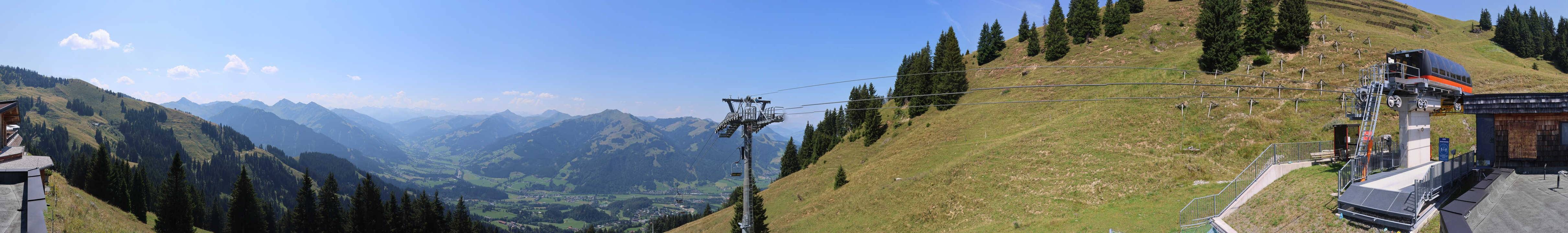 Archiv Foto Webcam Blick von der Bichlalm über Kitzbühel