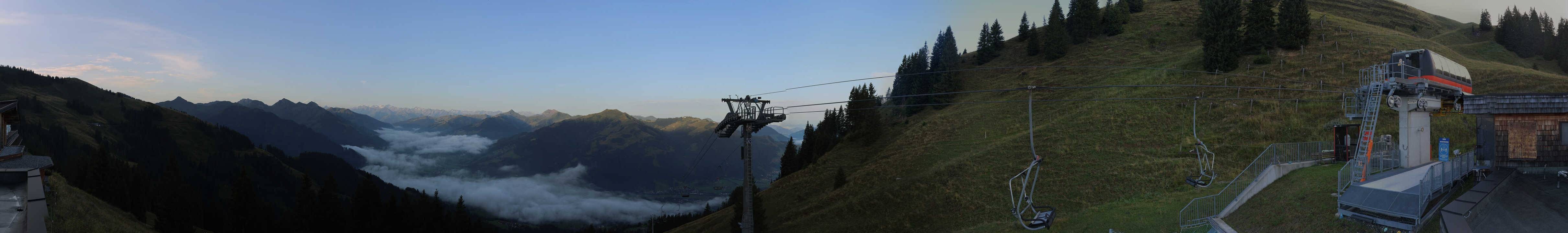 Archiv Foto Webcam Blick von der Bichlalm über Kitzbühel