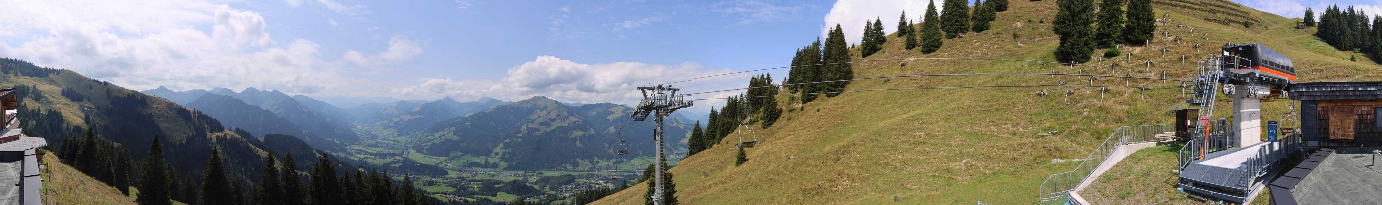 Archiv Foto Webcam Blick von der Bichlalm über Kitzbühel