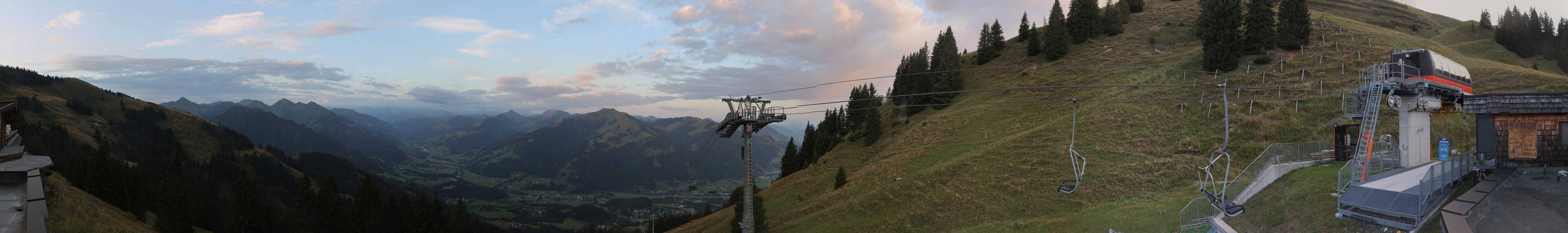 Archiv Foto Webcam Blick von der Bichlalm über Kitzbühel