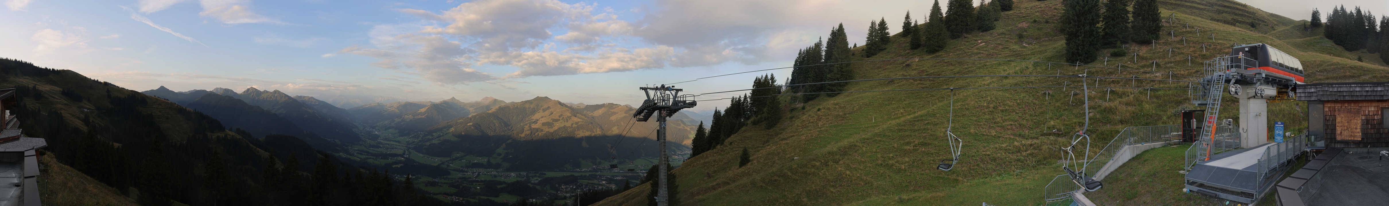 Archiv Foto Webcam Blick von der Bichlalm über Kitzbühel