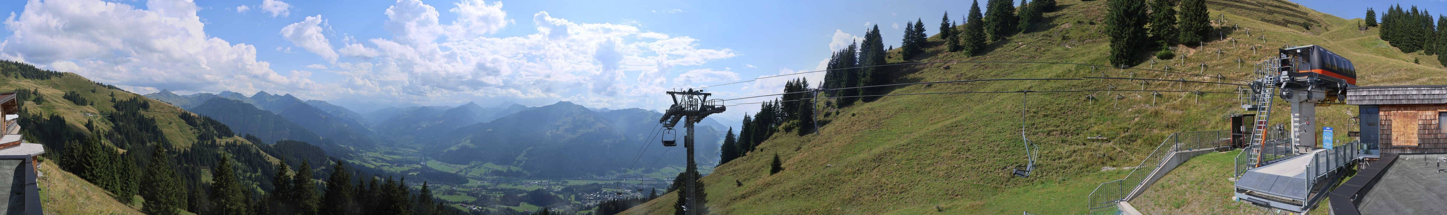 Archiv Foto Webcam Blick von der Bichlalm über Kitzbühel