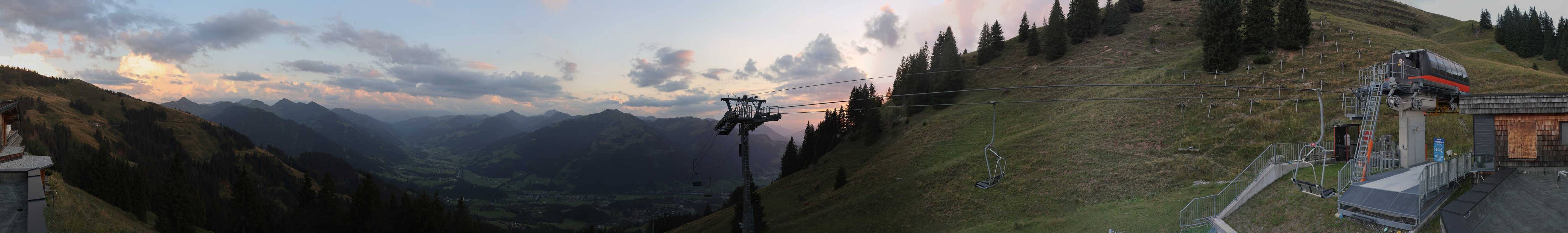 Archiv Foto Webcam Blick von der Bichlalm über Kitzbühel