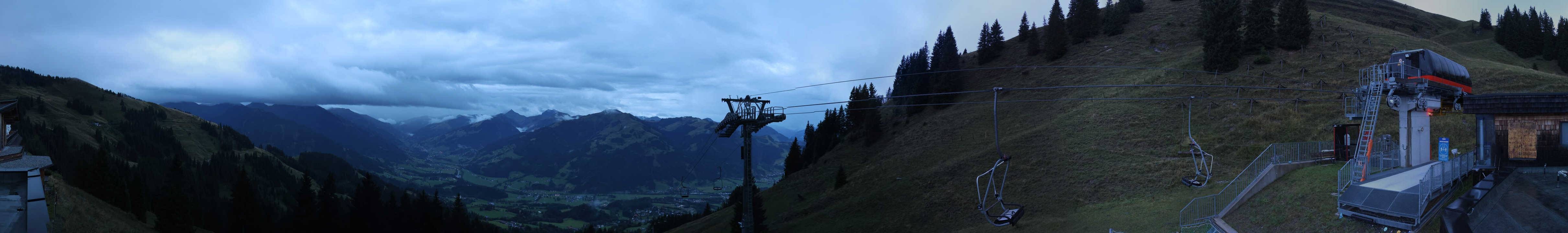 Archiv Foto Webcam Blick von der Bichlalm über Kitzbühel