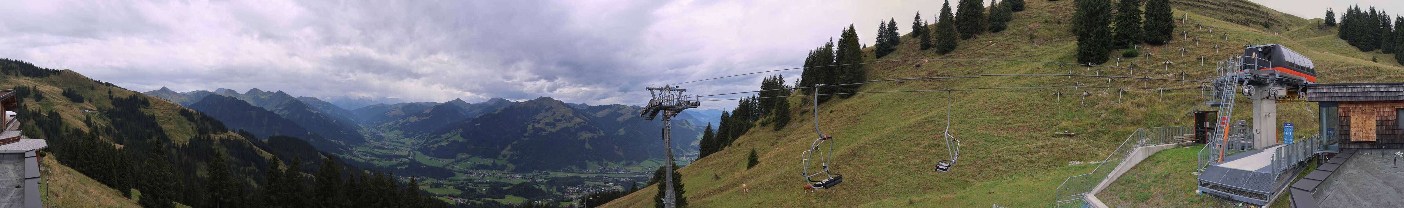 Archiv Foto Webcam Blick von der Bichlalm über Kitzbühel