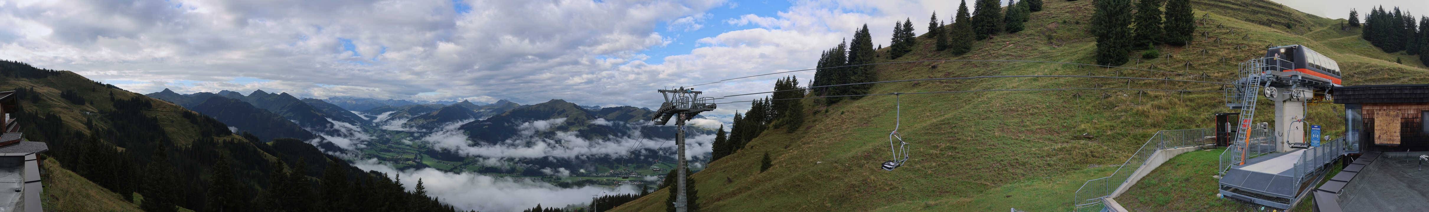 Archiv Foto Webcam Blick von der Bichlalm über Kitzbühel