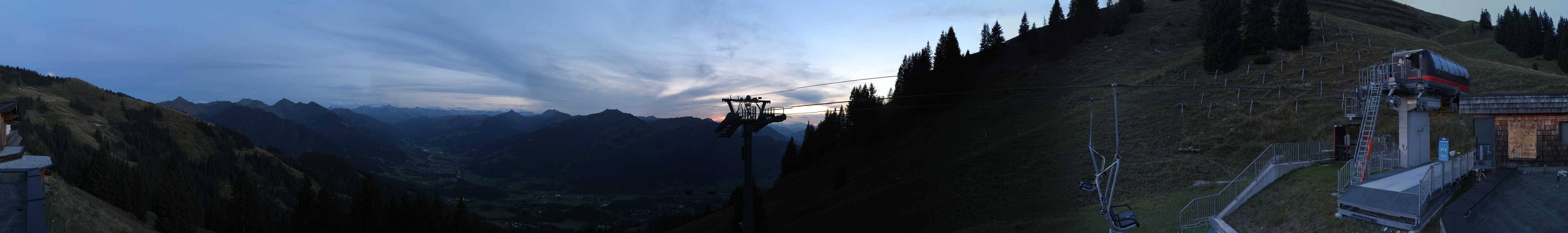 Archiv Foto Webcam Blick von der Bichlalm über Kitzbühel