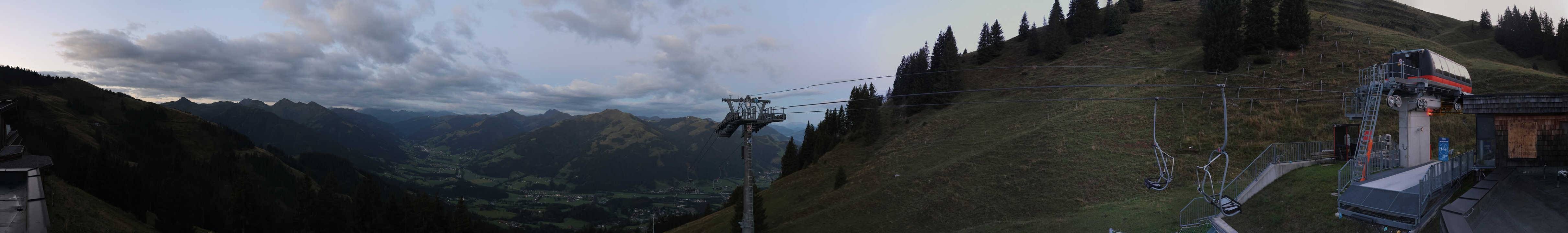 Archiv Foto Webcam Blick von der Bichlalm über Kitzbühel