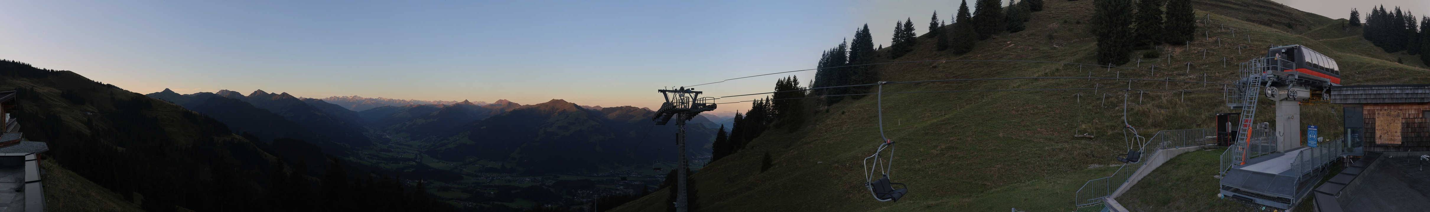 Archiv Foto Webcam Blick von der Bichlalm über Kitzbühel