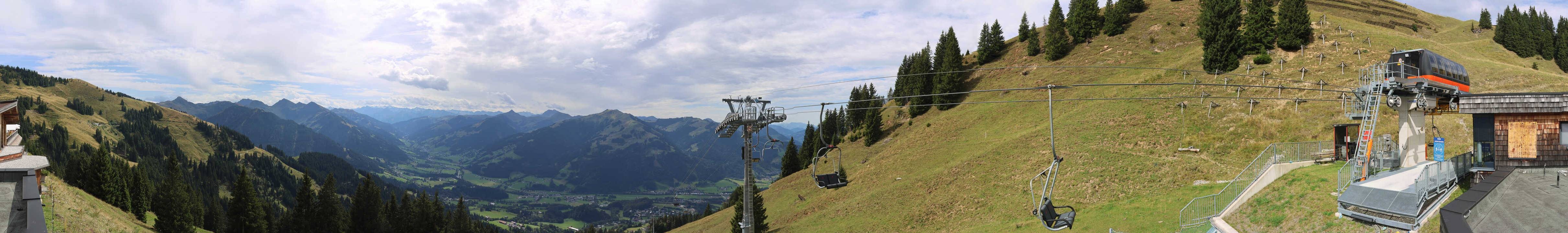Archiv Foto Webcam Blick von der Bichlalm über Kitzbühel