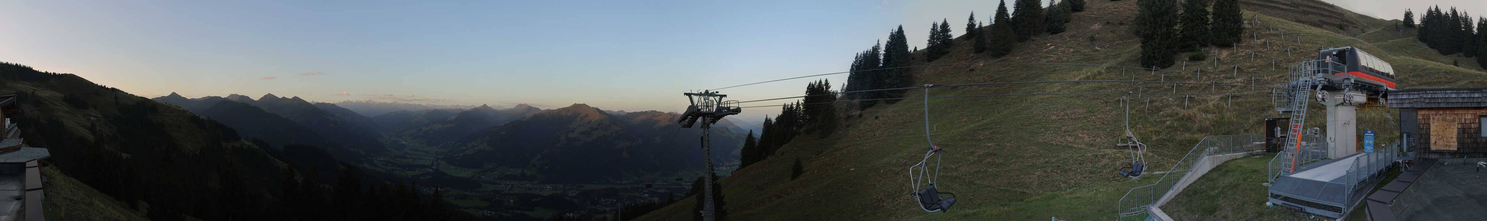 Archiv Foto Webcam Blick von der Bichlalm über Kitzbühel