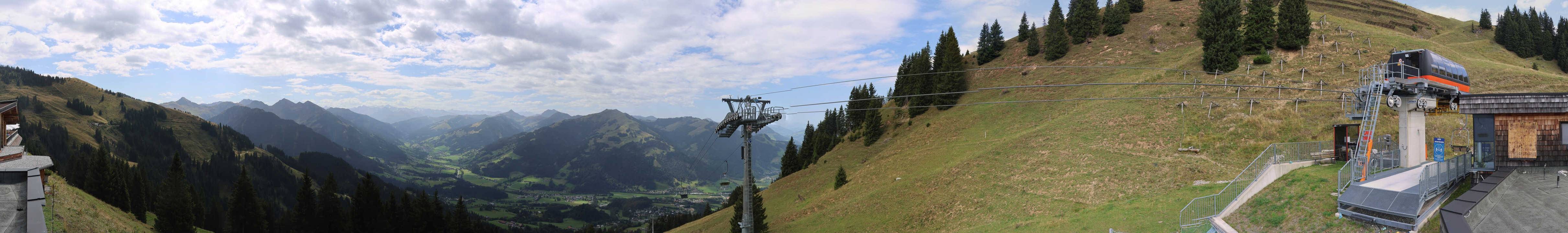 Archiv Foto Webcam Blick von der Bichlalm über Kitzbühel