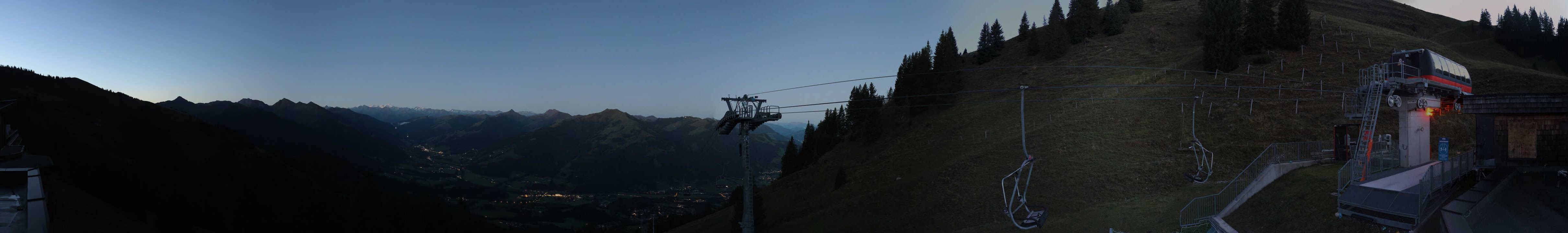Archiv Foto Webcam Blick von der Bichlalm über Kitzbühel