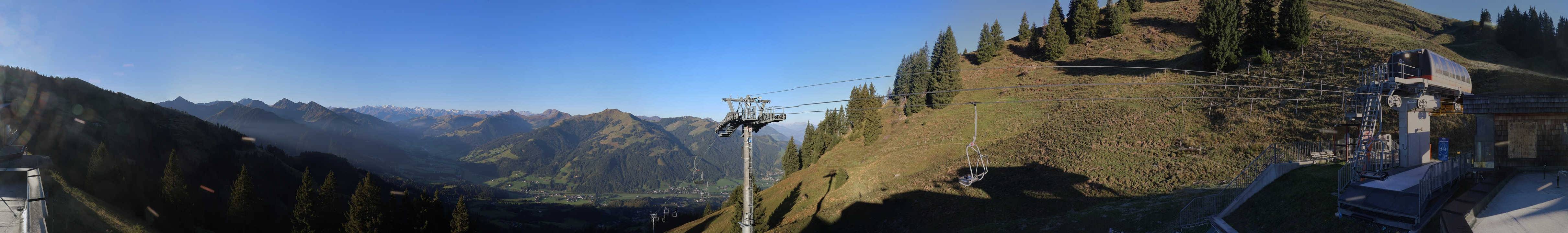 Archiv Foto Webcam Blick von der Bichlalm über Kitzbühel