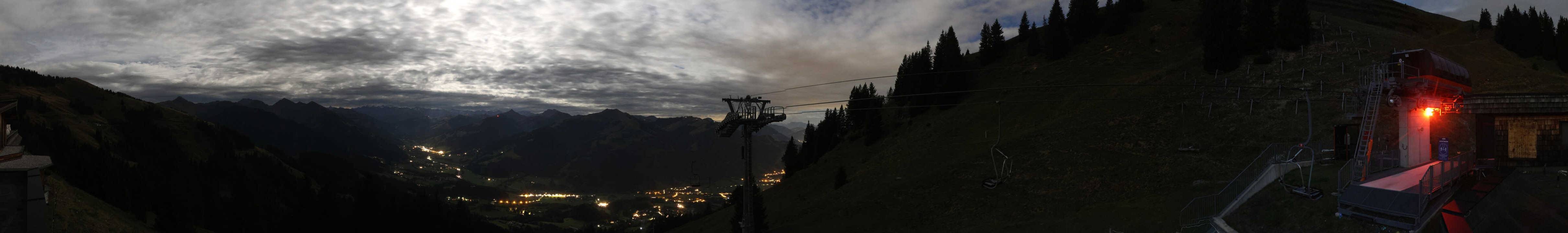 Archiv Foto Webcam Blick von der Bichlalm über Kitzbühel