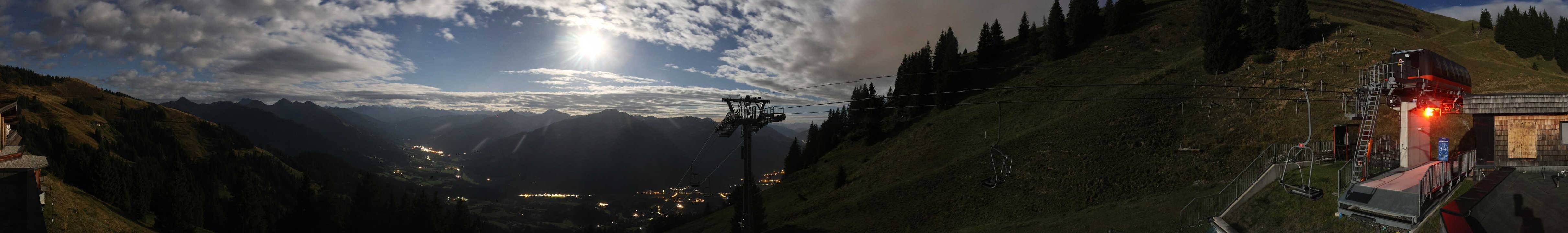 Archiv Foto Webcam Blick von der Bichlalm über Kitzbühel
