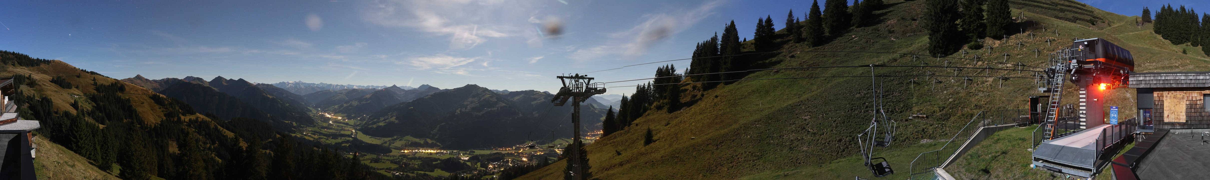 Archiv Foto Webcam Blick von der Bichlalm über Kitzbühel