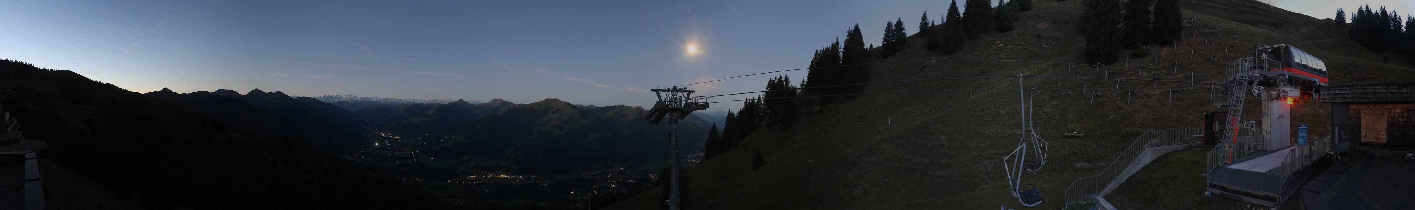 Archiv Foto Webcam Blick von der Bichlalm über Kitzbühel