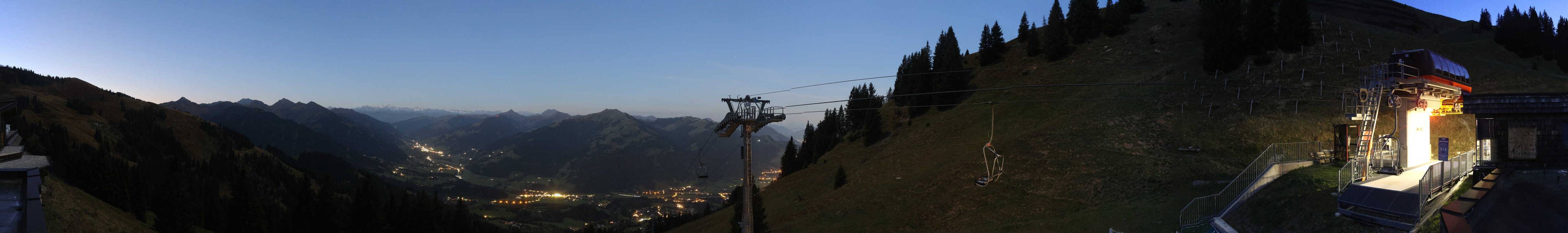 Archiv Foto Webcam Blick von der Bichlalm über Kitzbühel