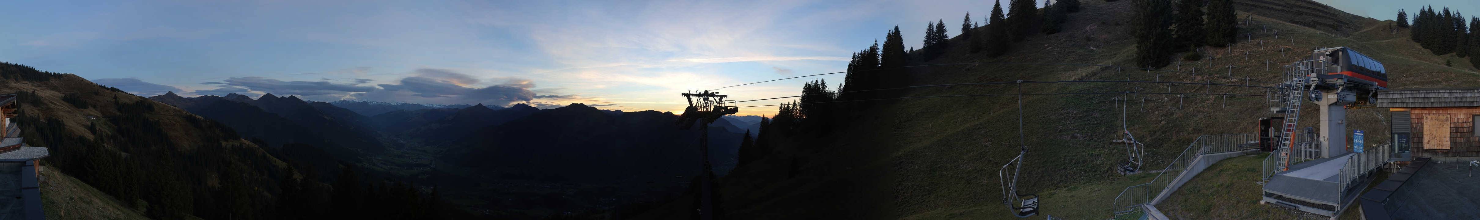 Archiv Foto Webcam Blick von der Bichlalm über Kitzbühel