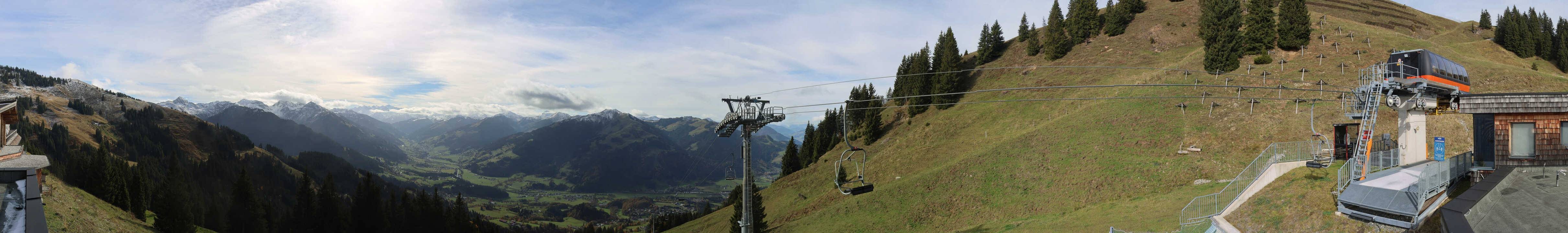 Archiv Foto Webcam Blick von der Bichlalm über Kitzbühel