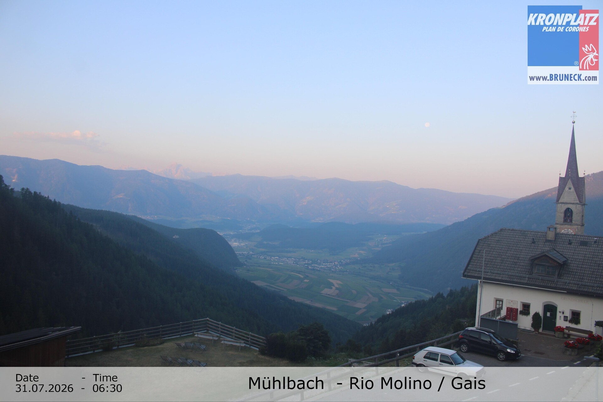 Archiv Foto Webcam Blick auf Gais im Tauferer Ahrntal