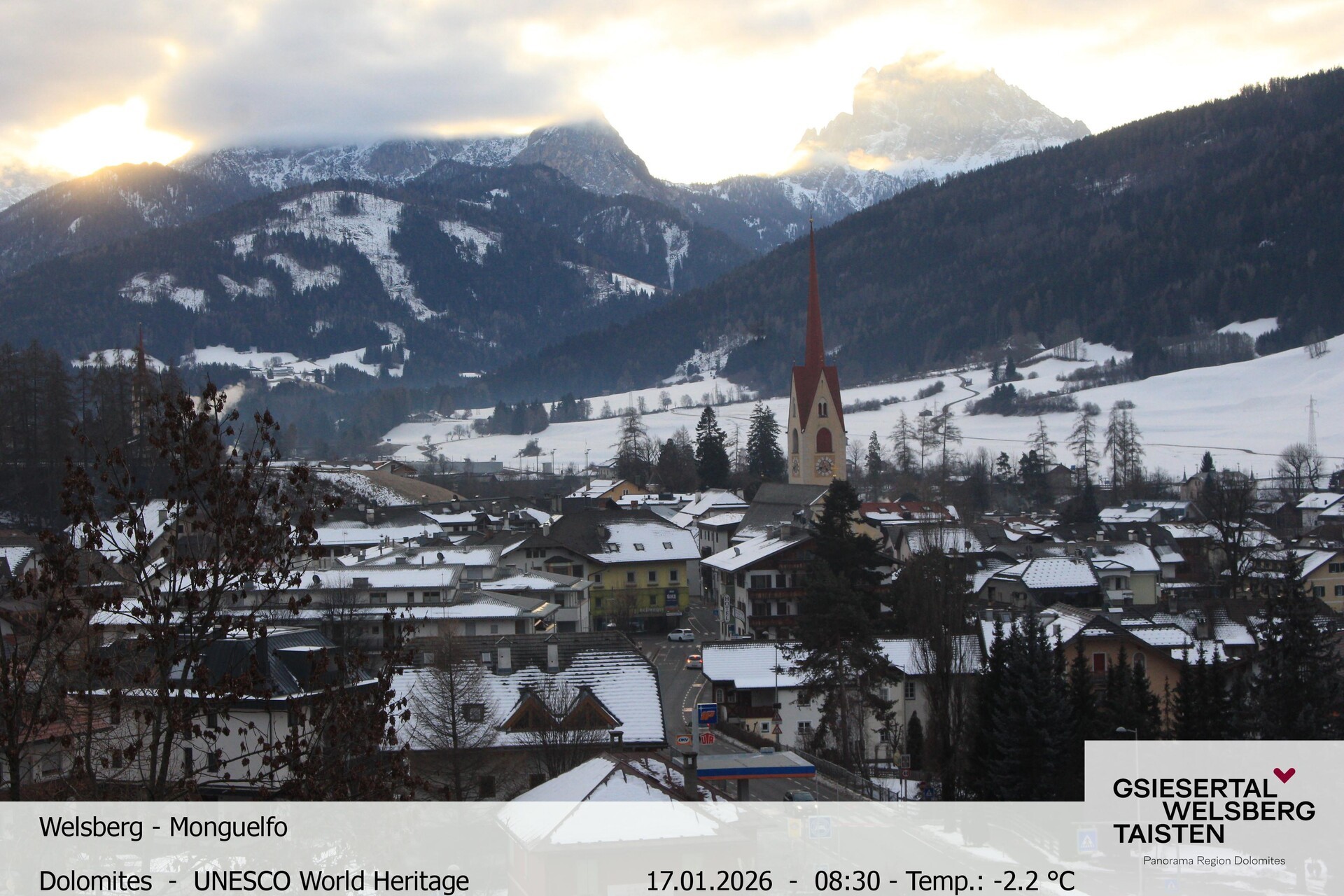 Archived image Webcam View towards Welsberg (Gsieser Valley, South Tyrol)