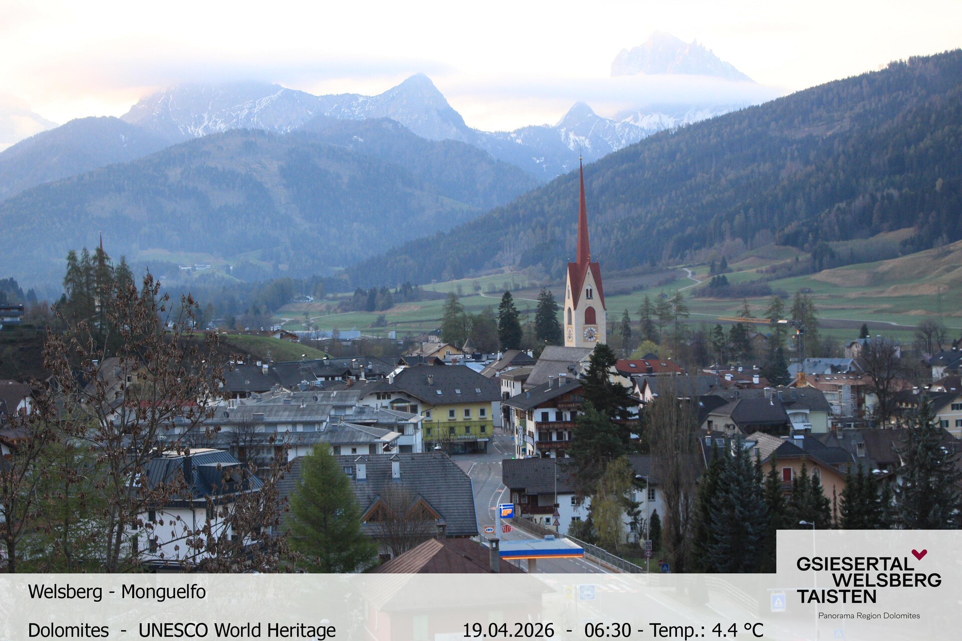Archived image Webcam View towards Welsberg (Gsieser Valley, South Tyrol)