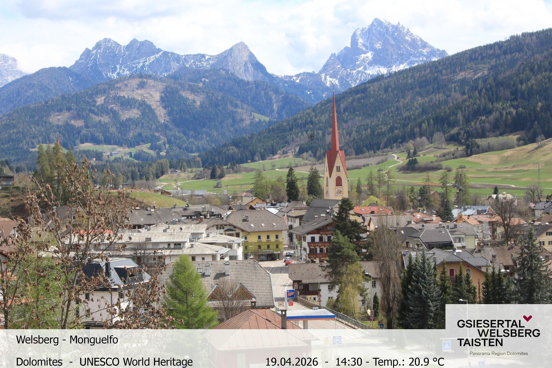 Archived image Webcam View towards Welsberg (Gsieser Valley, South Tyrol)