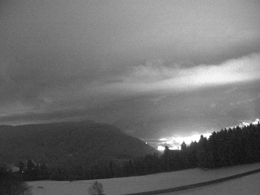 Archived image Webcam Outlook from Hofern towards Chienes, South Tyrol