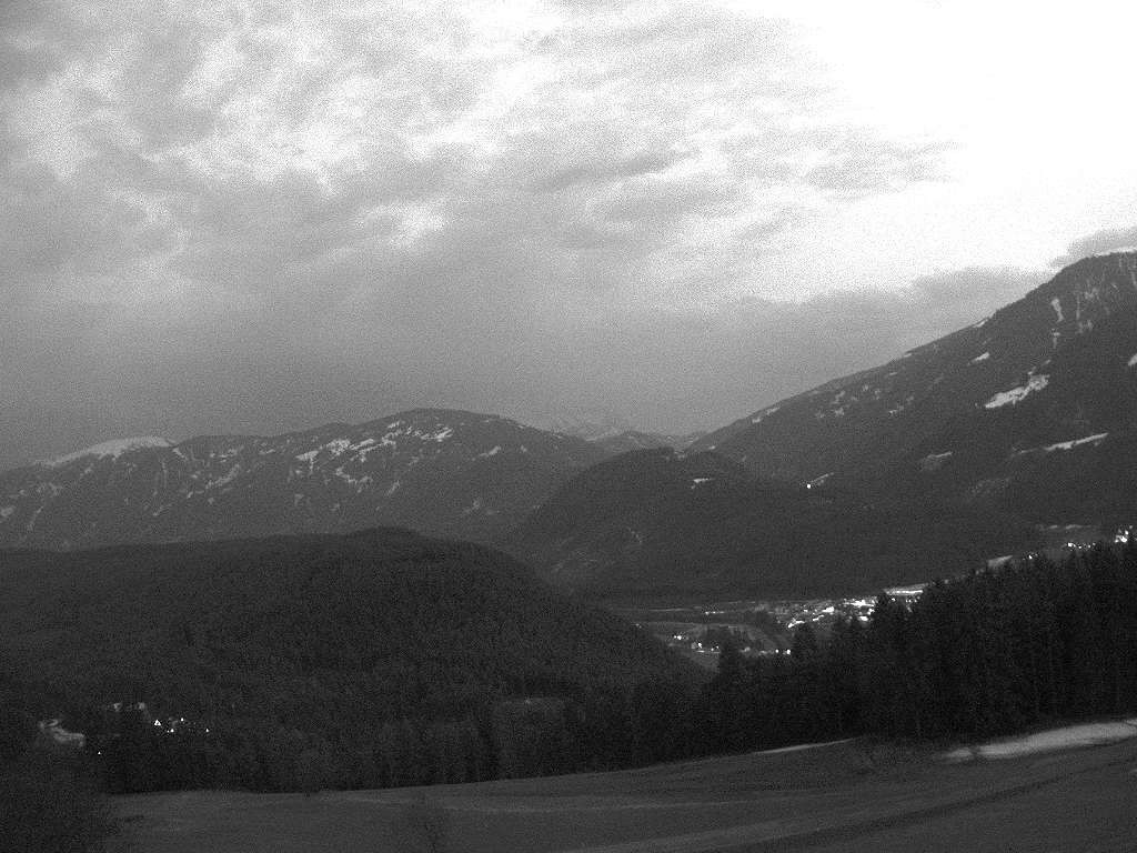 Archived image Webcam Outlook from Hofern towards Chienes, South Tyrol