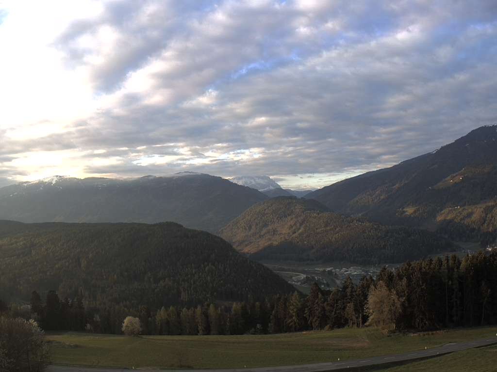 Archiv Foto Webcam Sicht vom Dorf Hofern auf Kiens im Pustertal
