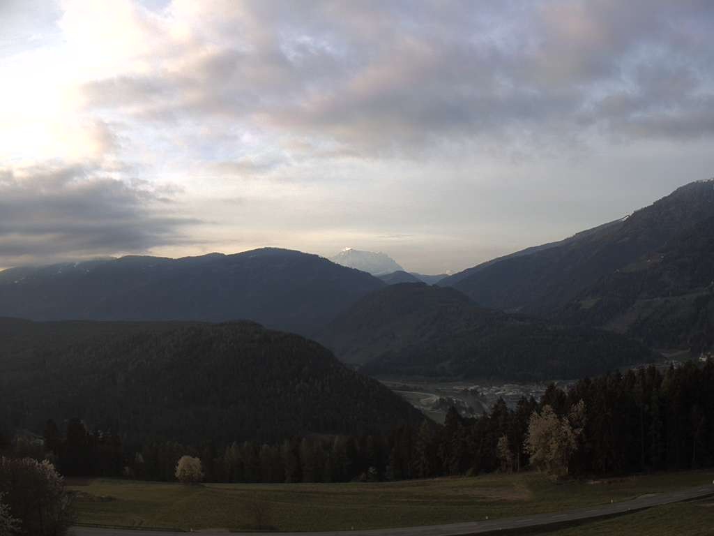 Archiv Foto Webcam Sicht vom Dorf Hofern auf Kiens im Pustertal