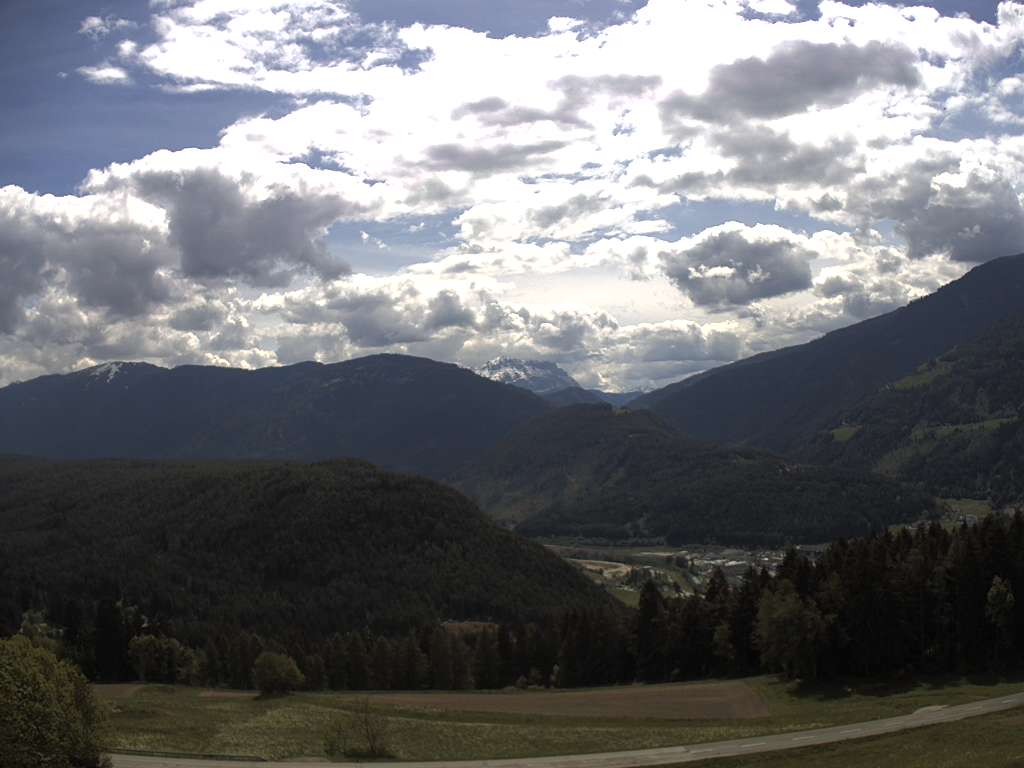 Archived image Webcam Outlook from Hofern towards Chienes, South Tyrol