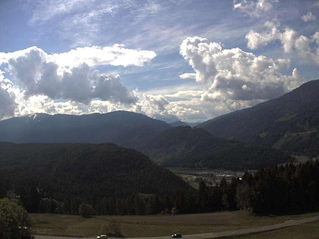 Archived image Webcam Outlook from Hofern towards Chienes, South Tyrol