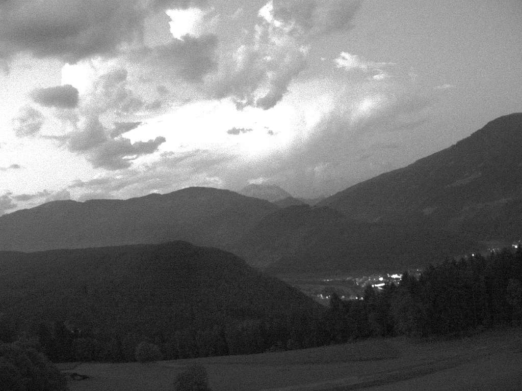 Archiv Foto Webcam Sicht vom Dorf Hofern auf Kiens im Pustertal