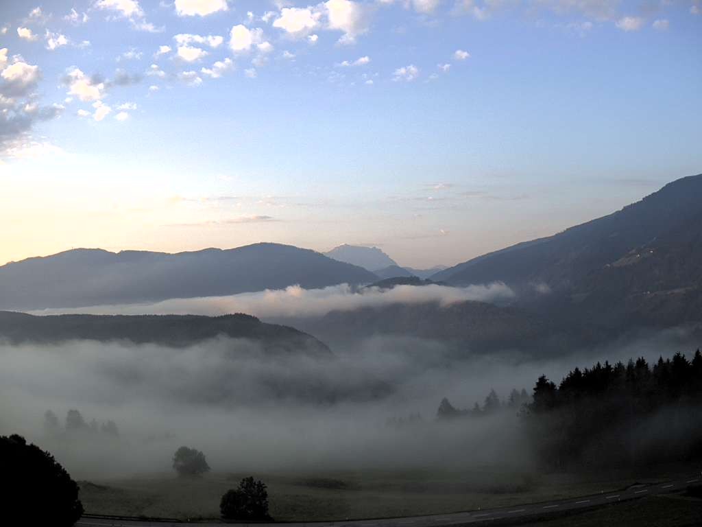 Archived image Webcam Outlook from Hofern towards Chienes, South Tyrol