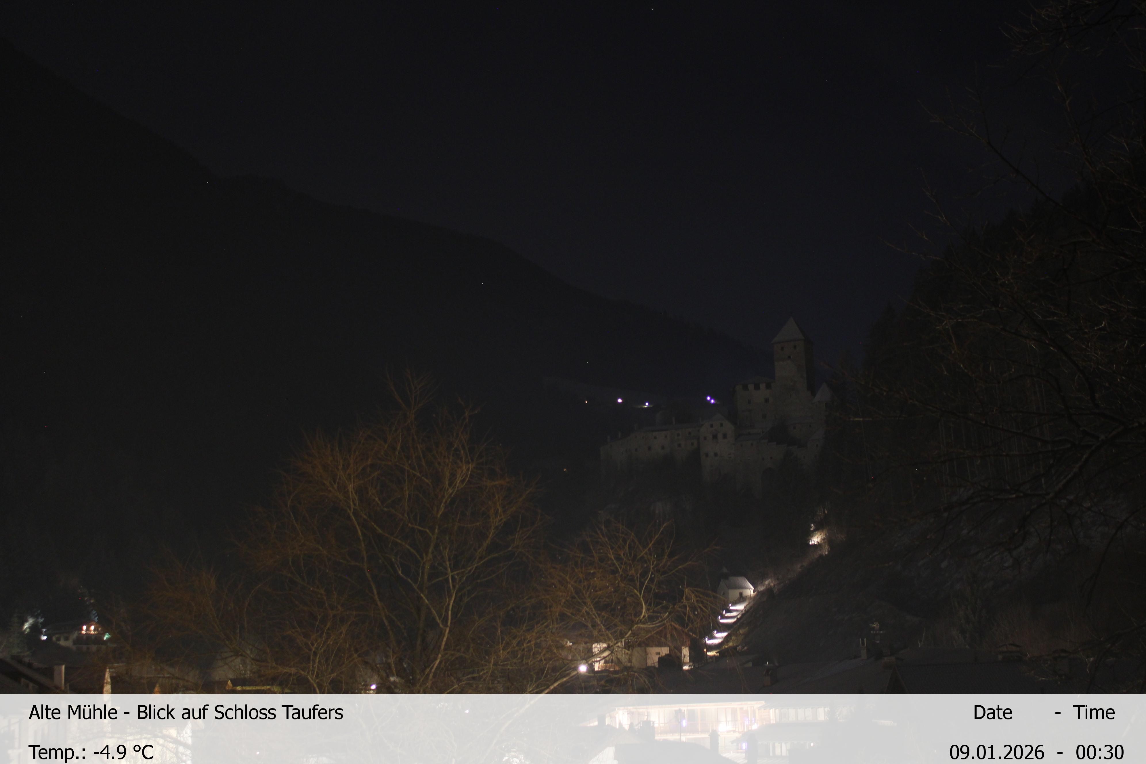 Archiv Foto Webcam Blick Richtung Schloss Taufers in Südtirol