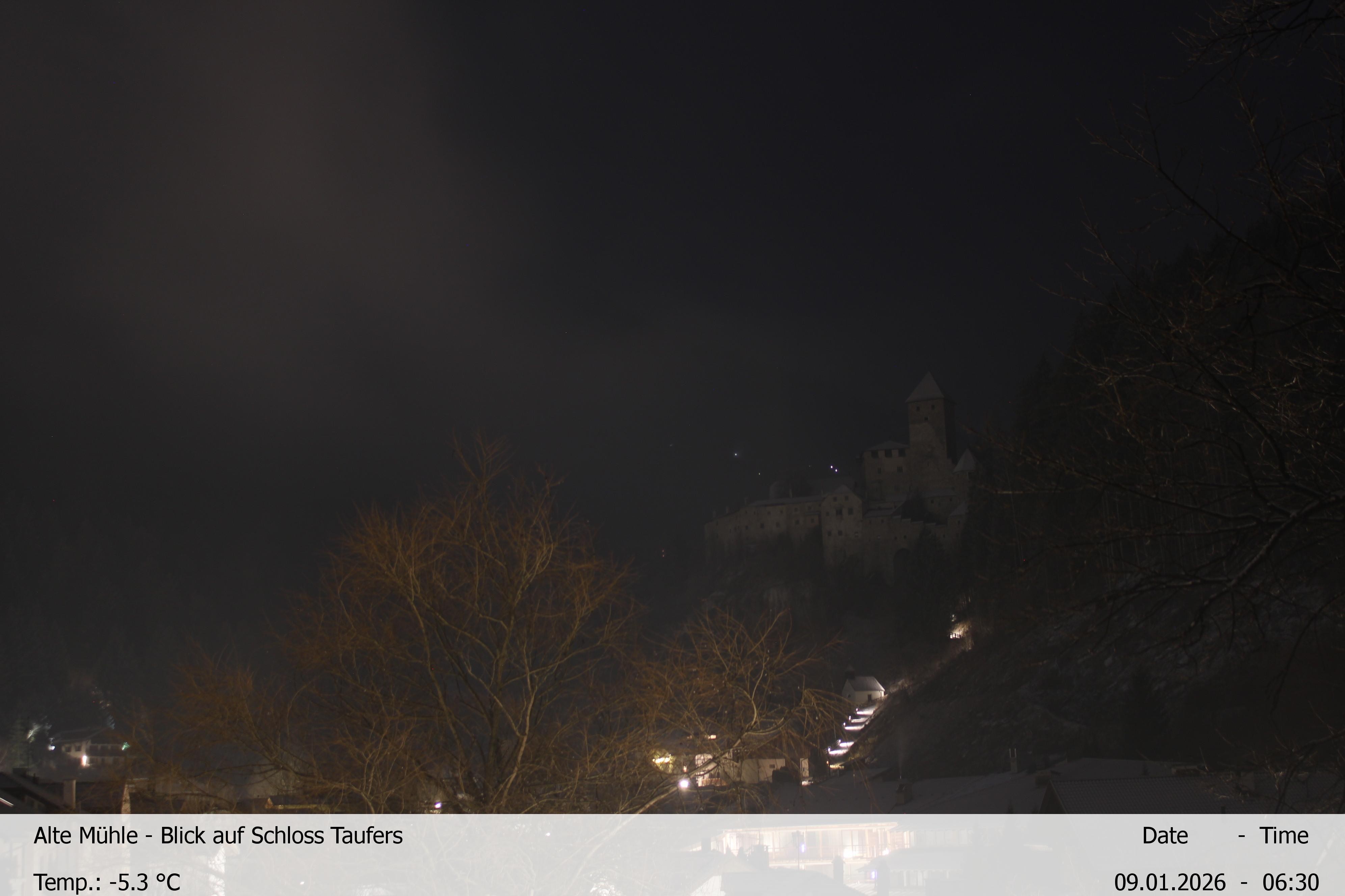 Archiv Foto Webcam Blick Richtung Schloss Taufers in Südtirol
