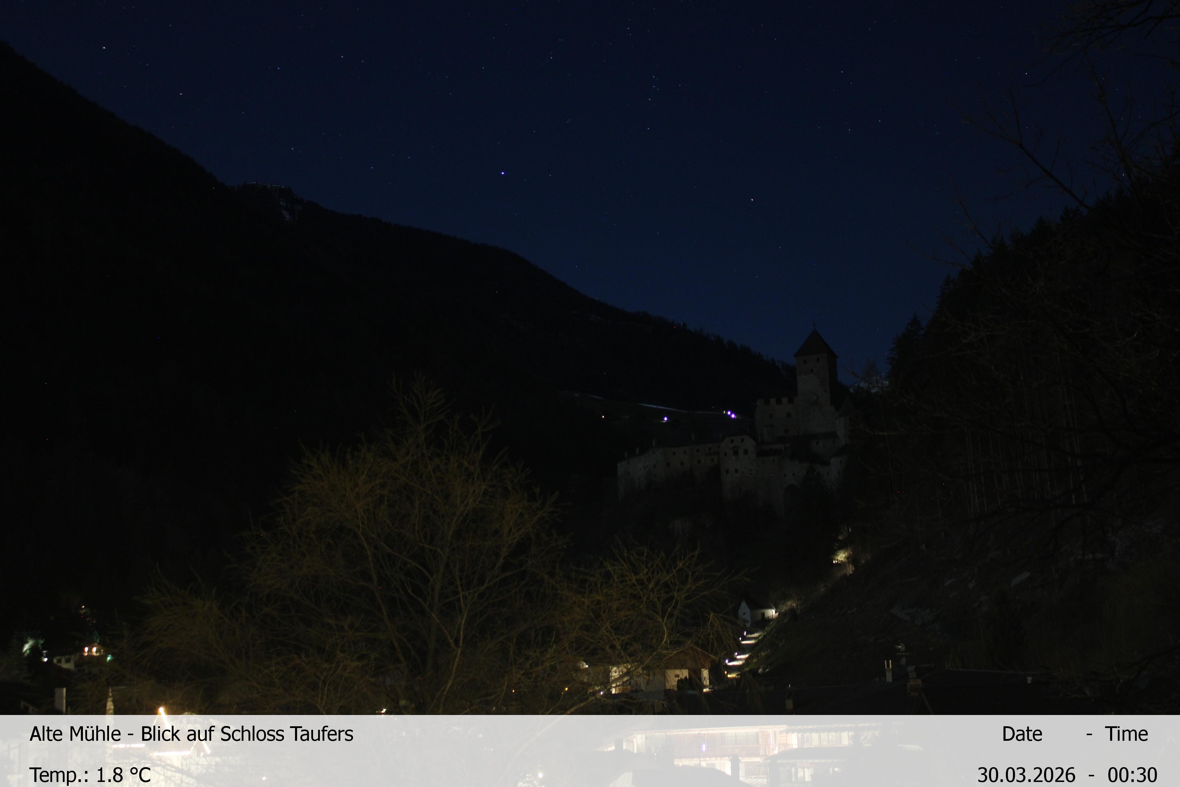 Archiv Foto Webcam Blick Richtung Schloss Taufers in Südtirol
