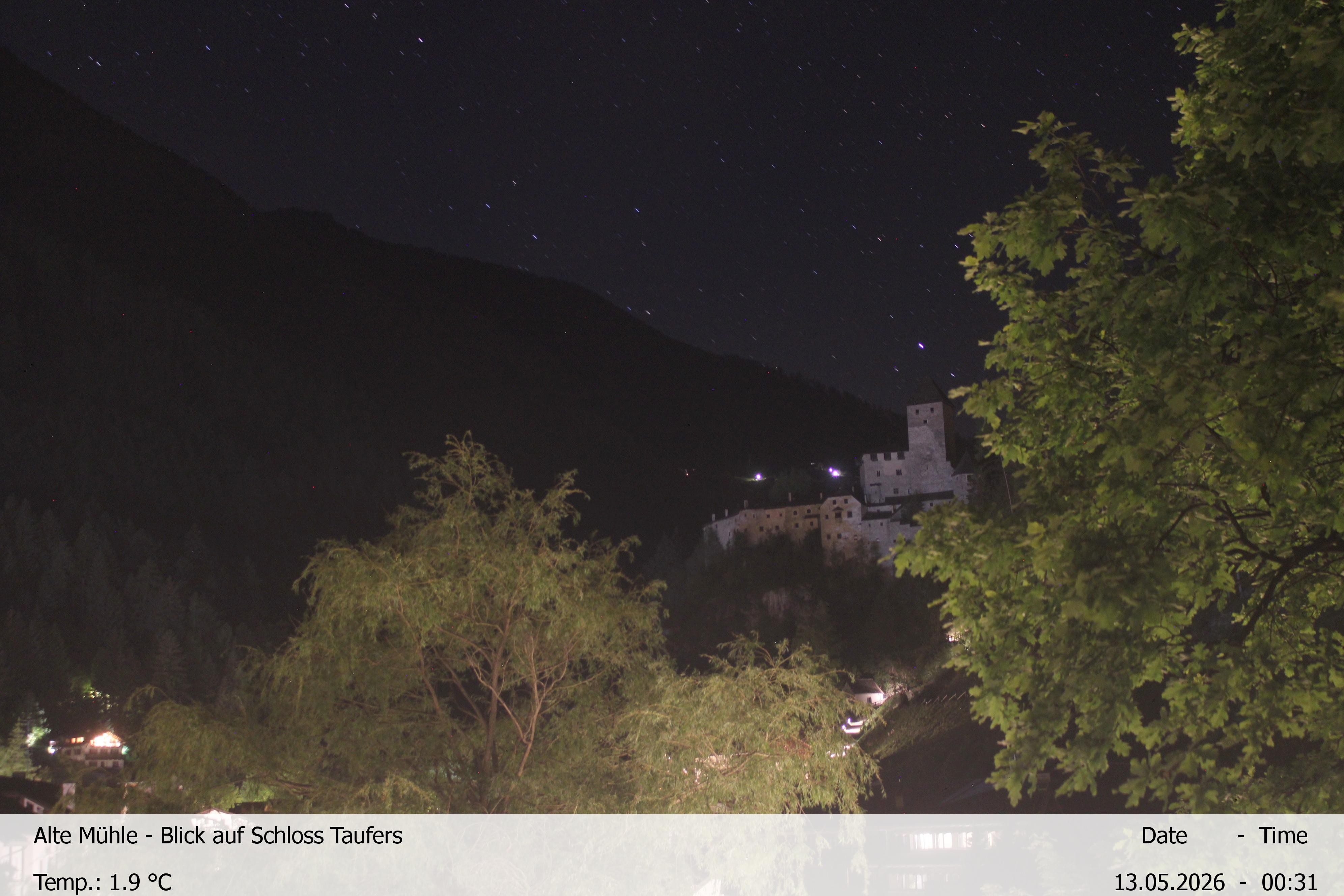 Archiv Foto Webcam Blick Richtung Schloss Taufers in Südtirol