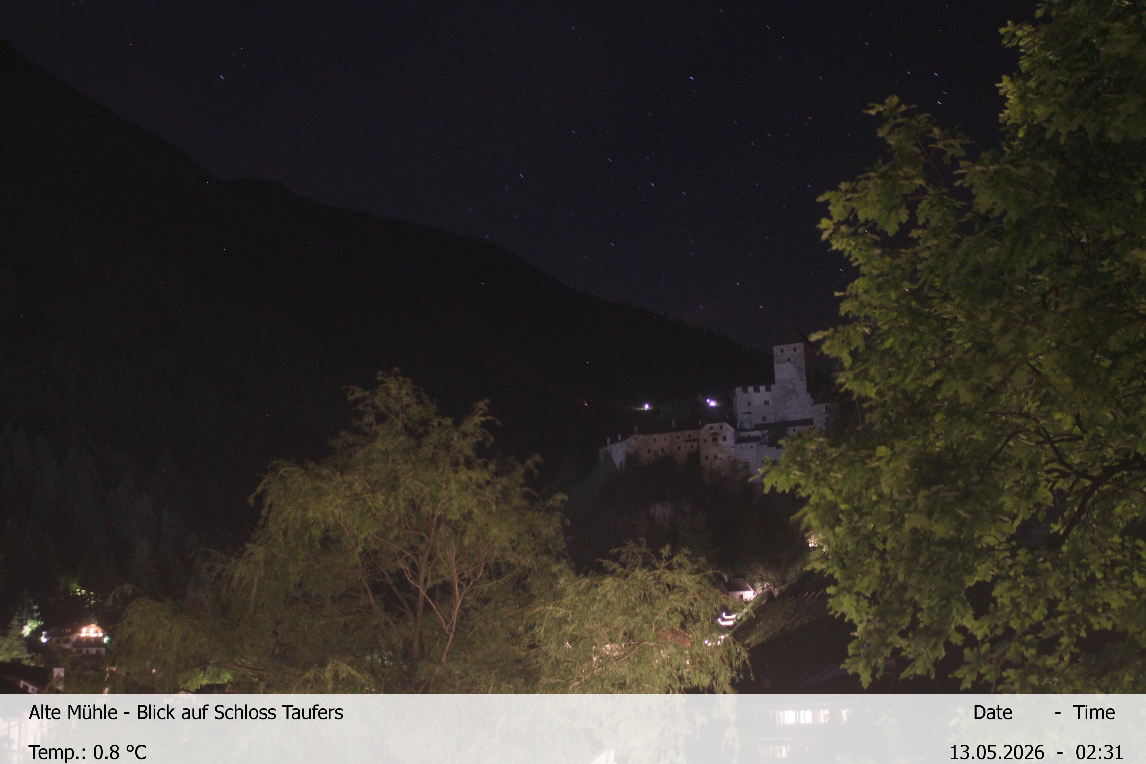 Archiv Foto Webcam Blick Richtung Schloss Taufers in Südtirol