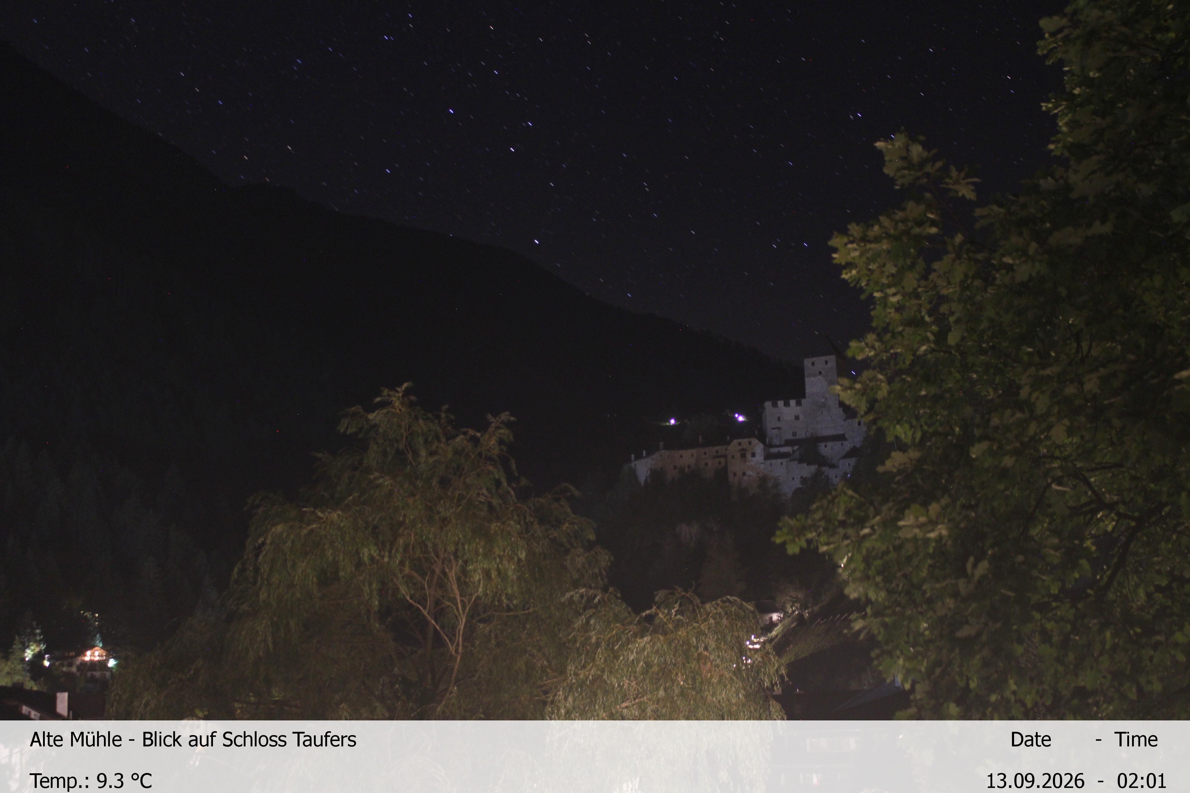 Archiv Foto Webcam Blick Richtung Schloss Taufers in Südtirol