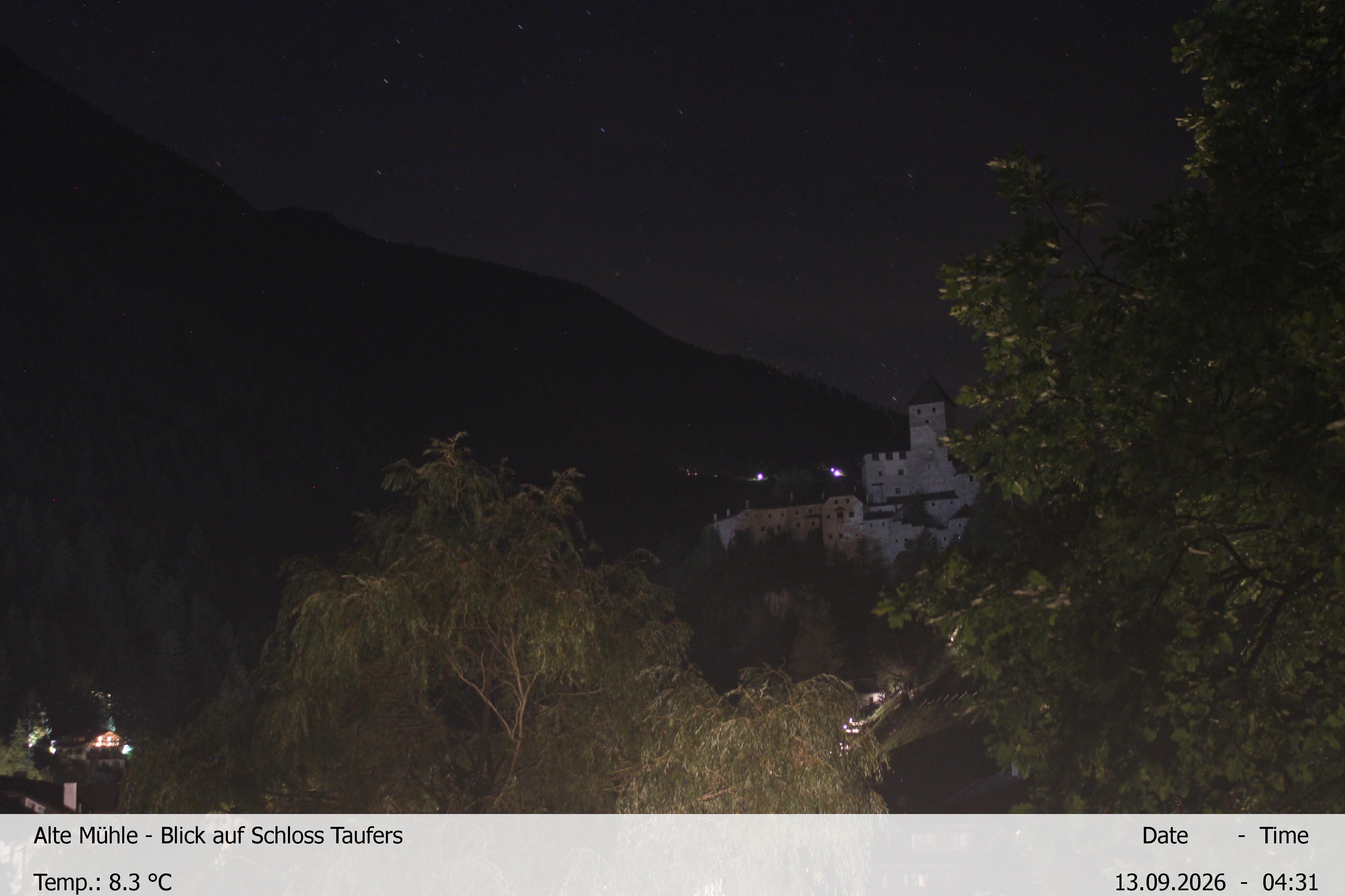 Archiv Foto Webcam Blick Richtung Schloss Taufers in Südtirol