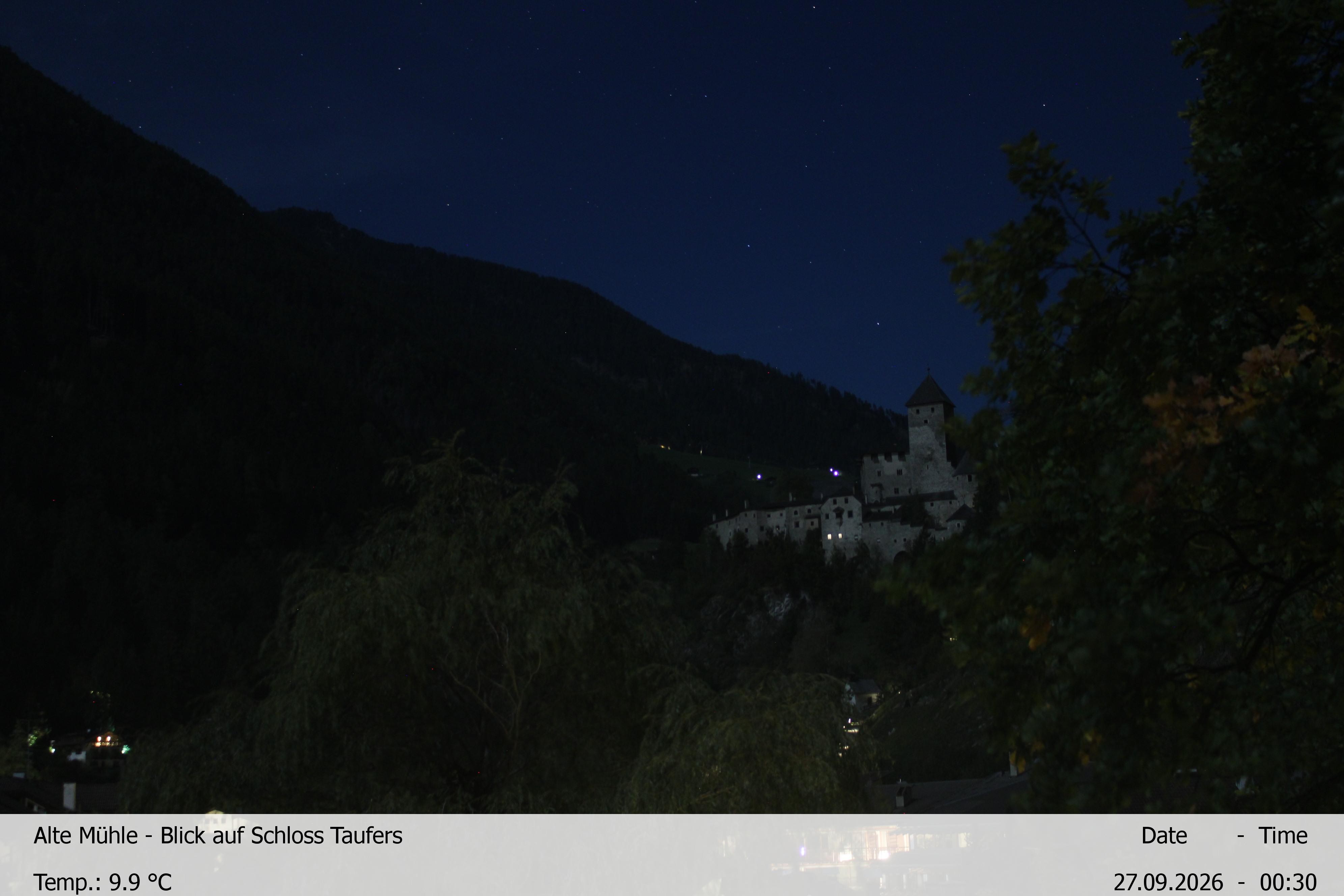 Archiv Foto Webcam Blick Richtung Schloss Taufers in Südtirol