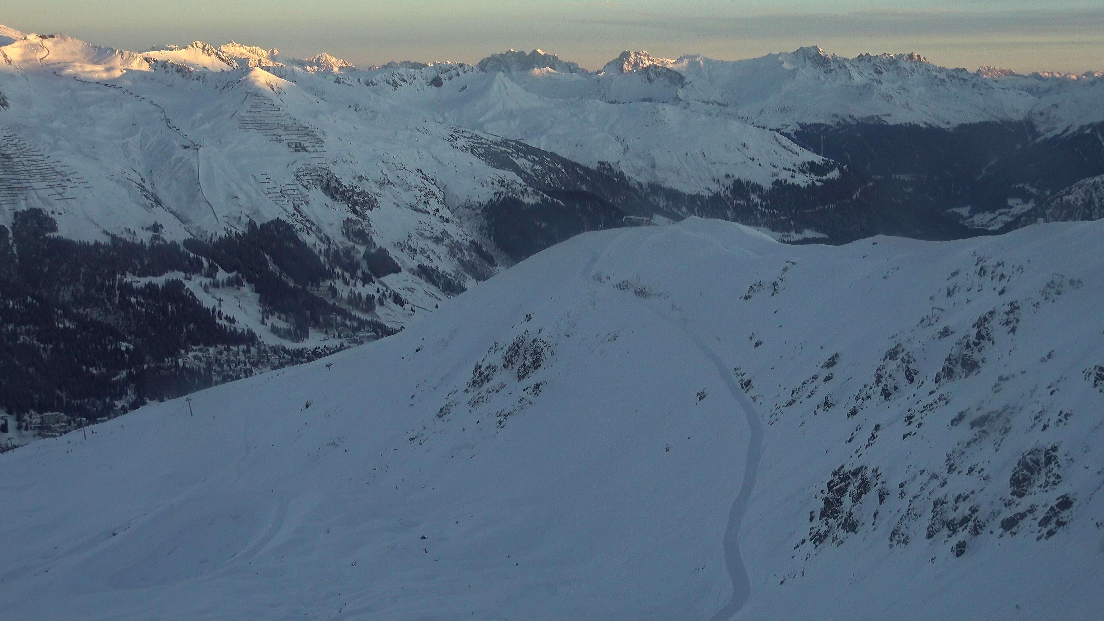 Archiv Foto Webcam Jakobshorn - Blick Richtung Brämabüel