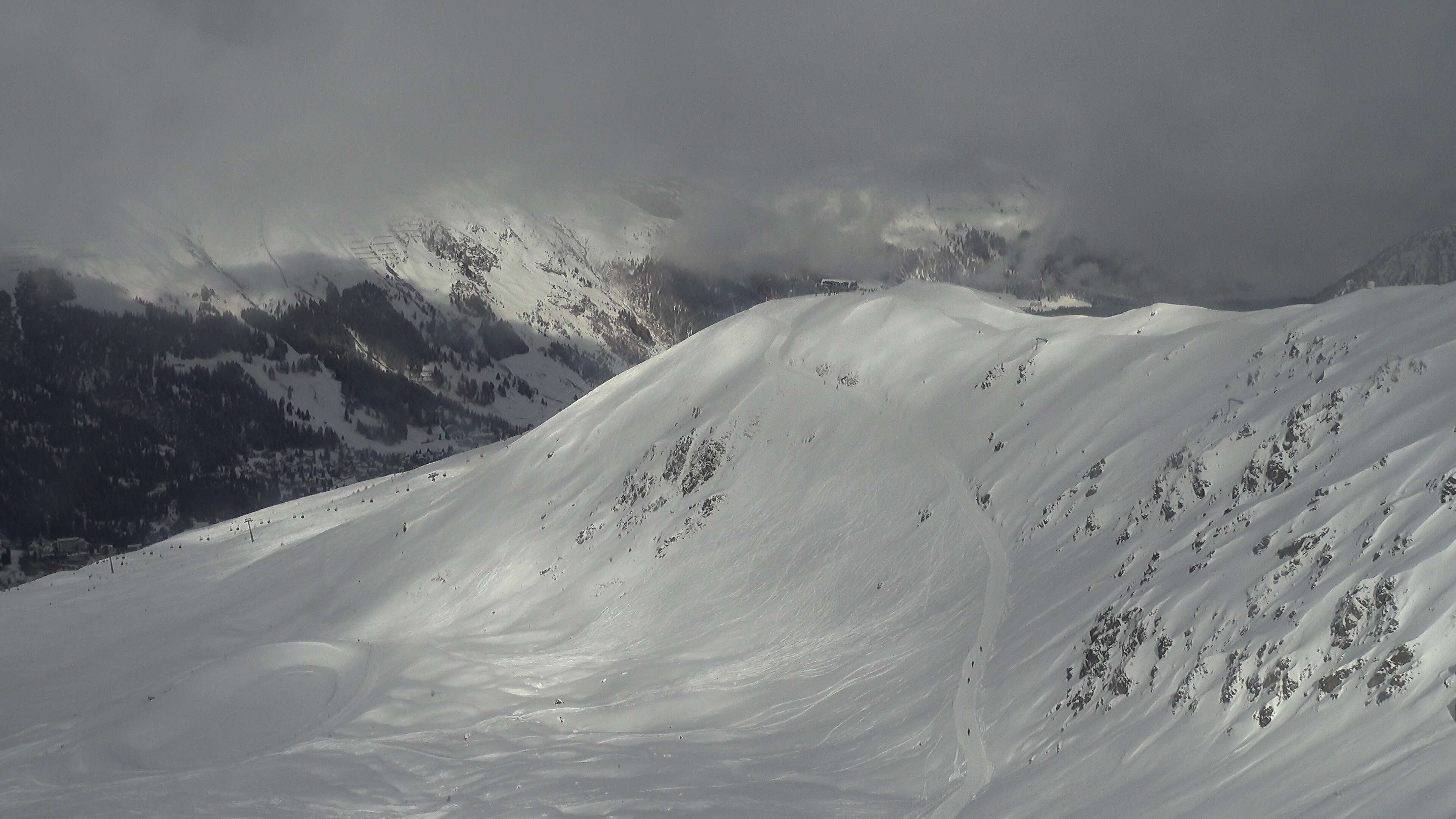 Archiv Foto Webcam Jakobshorn - Blick Richtung Brämabüel