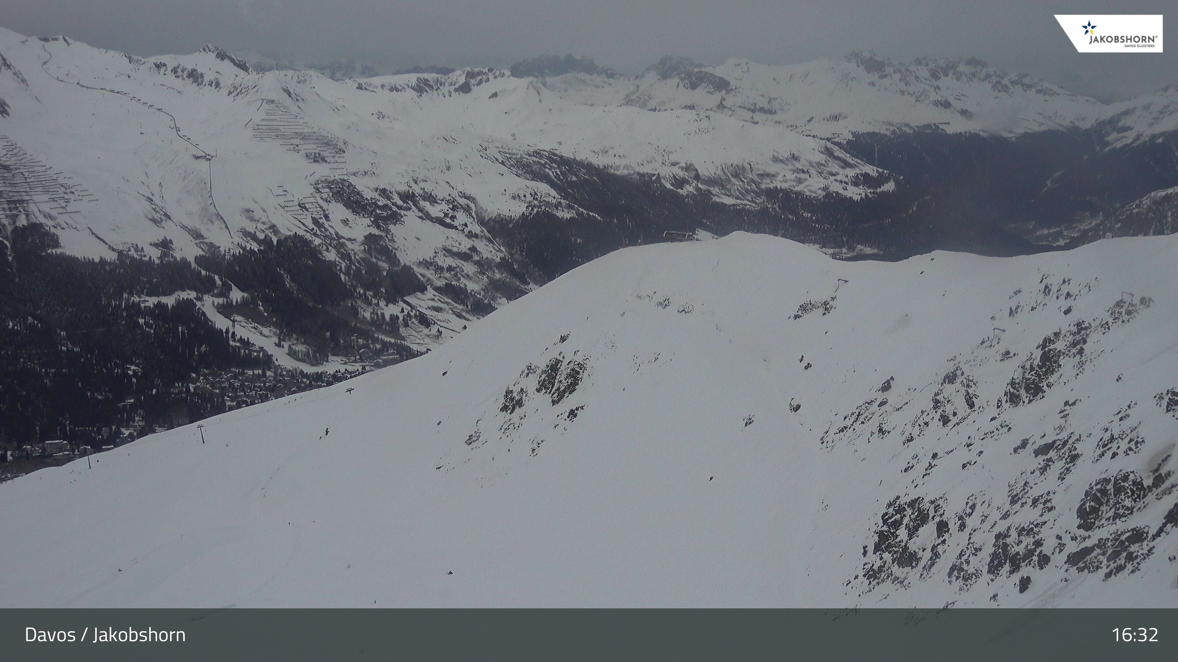 Archived image Webcam Jakobshorn - View to Brämabüel
