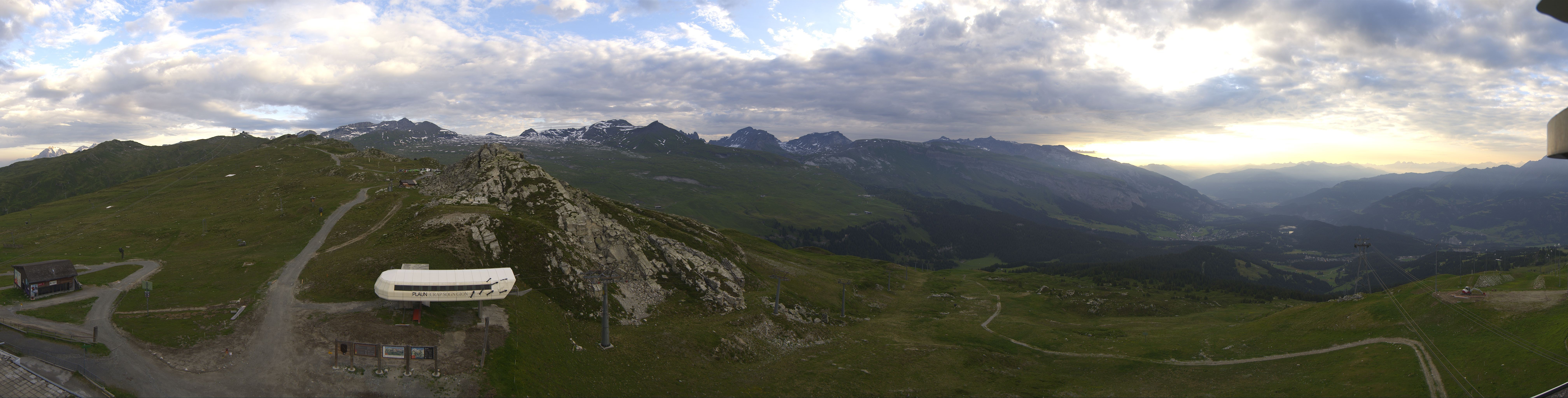 Archiv Foto Webcam Bergstation Crap Sogn Gion