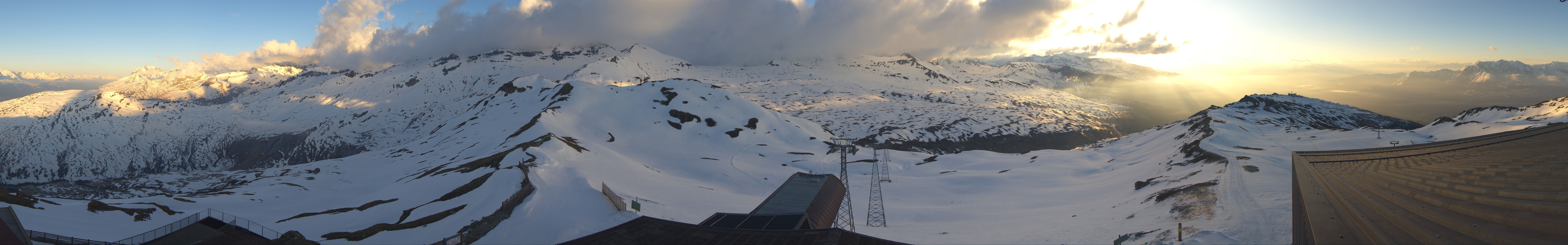 Archived image Webcam Mt. Crap Masegn